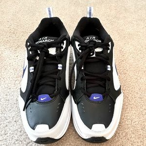 MEN'S NIKE AIR MONARCH IV TRAINING SHOES size 10.5 wide